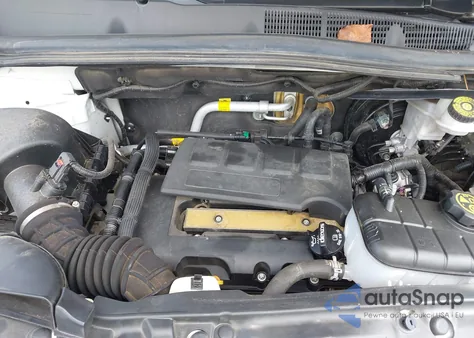 2021 Chevrolet Trax Fwd Ls z USA, uszkodzony, nr VIN KL7CJKSB0MB319829